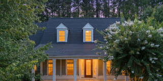 Welcome to Governor's Village Sprawling one level living with added Bonus space Gallery 1