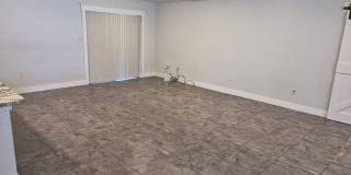 3 Bedroom, 2 Bathroom with nice yard, close Epic Universe, SeaWorld and Convention Center Gallery 6