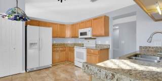 8102 COUNTRY RUN PARKWAY Gallery 2