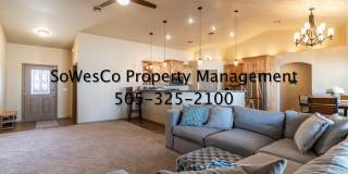 Beautiful 4 Bedroom (Newer) Home in Farmington Gallery 4