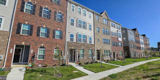 5426 GREENPOINT Lane Gallery 2