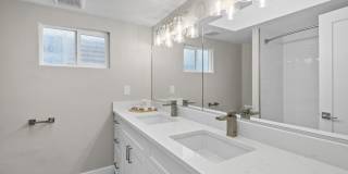 Ocean Edge Laguna Beach Gallery 116