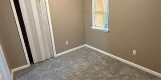 3214 S Grand Traverse Street Gallery 5
