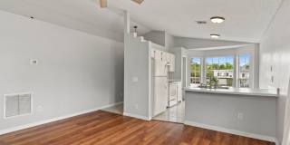 Winter Park 3 bedroom steps to shopping, dining. Gallery 8