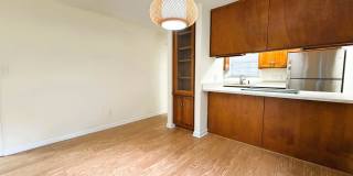 COZY 2/2 SE Townhome with Plank Floors, W/D, Stainless Steel Appliances, Carport, & W/D! Avail NOW for $1495 Gallery 12