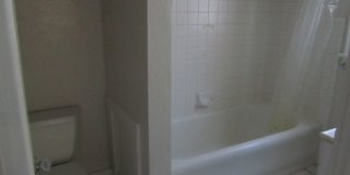 NICE Duplex for Rent close to Midtown and the Plaza District 2-bed & 1-bed available Gallery 12