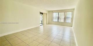 2320 S Cypress Bend Dr Gallery 9