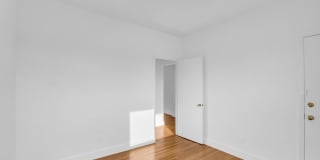 52 Bonair Street Gallery 19