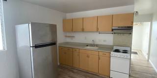 Convenient 1 Bedroom, 1 Bath, 1 Parking  Near Waikiki Gallery 1
