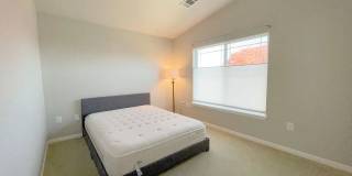 Spacious 2 Bed, 2 Bath + Office Townhome with Attached Garage | Broadlands Community Spacious 2 Bed, 2 Bath + Office Townhome with Attached Garage | Broadlands Community Gallery 18