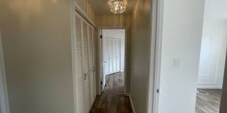 Beautiful 2 bedroom, 2 bath townhome Gallery 10