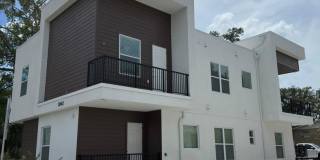 Furnished 3BR/3BA Near USF & Hospitals - Rent by Room or Entire Townhouse! Gallery 1