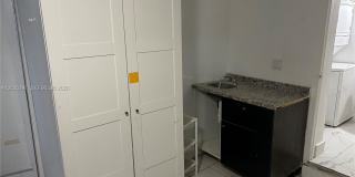 1533 Cleveland St Gallery 4