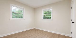 FOR RENT | Available August 1st Gallery 7