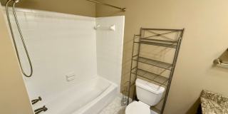 4 Bedroom Brick Home in Alice Drive Area! Gallery 13