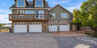 1-Bedroom with Spacious Loft on Old Ranch Road Gallery 1
