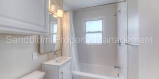 For Lease | $1300 Rent | Available Now! Gallery 15