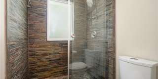 2378 Glenwood Drive NE Gallery 18