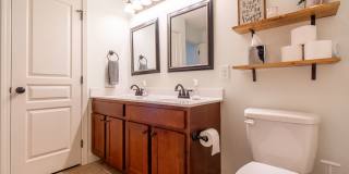 Beautiful 3 Bed/2.5 Bath Home with garage in Jonesborough Gallery 25