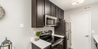 Lake Club at Polaris Gallery 6