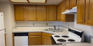 Waterfront 2BR 2B Condo Lower Level, gated with tennis,pool,spa,PRIVATE BEACH/DOCK Gallery 15