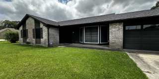 301 Cottonwood Avenue Gallery 16