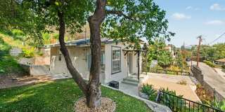 807 Annan Ter Gallery 24