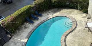 924 SE 2nd St Gallery 10