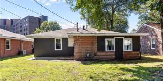 1724 W 48th Street Gallery 19