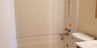 131 Edgehill Gallery 7