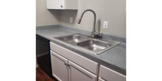 Camelot Apartments Gallery 81