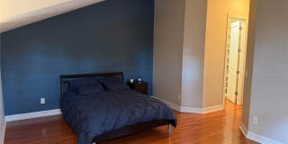 1009 ELMWOOD Street Gallery 16