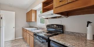 7510 Girard Avenue Gallery 3