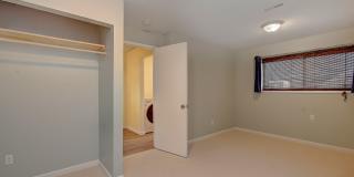 Spacious 4bd 2.5ba Home - Avail. Now! Gallery 17