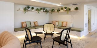 The Poplar Gallery 37