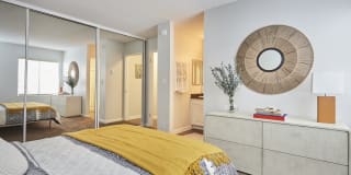 Violet on Virgil Violet on Virgil Gallery 21