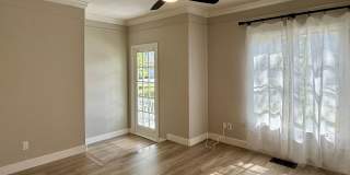 Stunning 4 Bedroom 3 Bath Home in Campbell Gallery 20