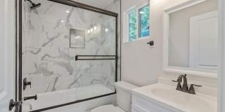 5423 Ash Street 1/2 Gallery 13