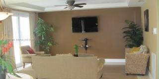 533 NE 3rd Ave Gallery 14