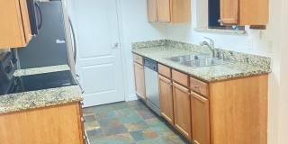 Great One Bedroom Condo w/ A/C Gallery 10