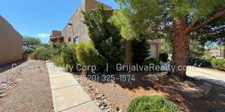 Beautiful 2 BD 2 BA House in the Springs in Green Valley - GVR Included! Gallery 16