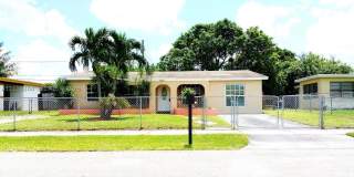 3260 NW 14th Pl Gallery 1