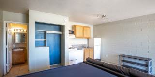 University Manor Apartments Gallery 11