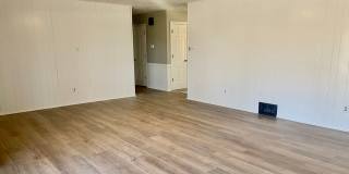 Gorgeous! Completely Remodeled 3/2/2 in Bayless with Washer/Dryer and Fridge! Gallery 10