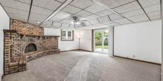 4 Bedroom Lincoln Ranch Home! Gallery 30
