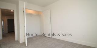Upscale Three-bedroom Townhome! Gallery 21