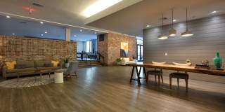 100 Park Gallery 24