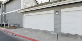 Remodeled 3 Bed Penthouse Condo Gallery 19