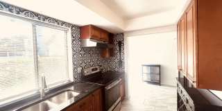 241 NW 15th Street Gallery 13