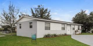 18931 NW 33rd Pl Gallery 2